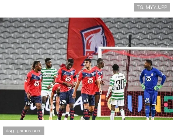 奥格斯堡锋线强势爆发，球队状态回升开启胜利新篇