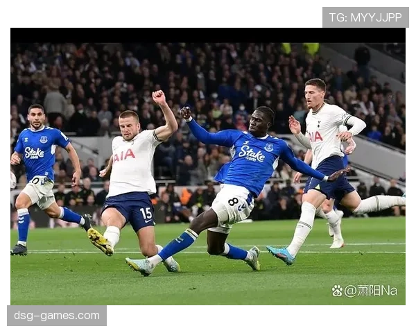 热刺与曼联激战正酣，英超前四争夺白热化