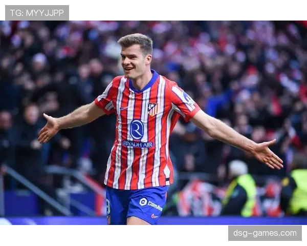 西甲榜首之争白热化：巴萨皇马状态火热，争冠悬念再起