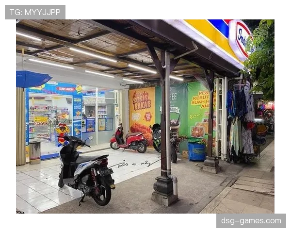 王楚钦连夜修锅炉，训练完还能逛超市买零食，真不是普通运动员啊！