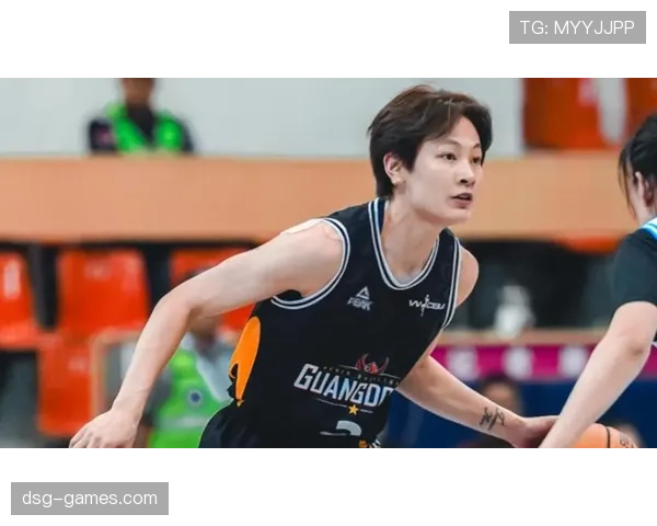 杨力维私下生活跟赛场判若两人，居然还有这闺蜜圈？