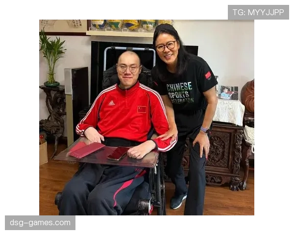 郎平家冰箱里塞满蛋白粉，邻居以为她开健身房